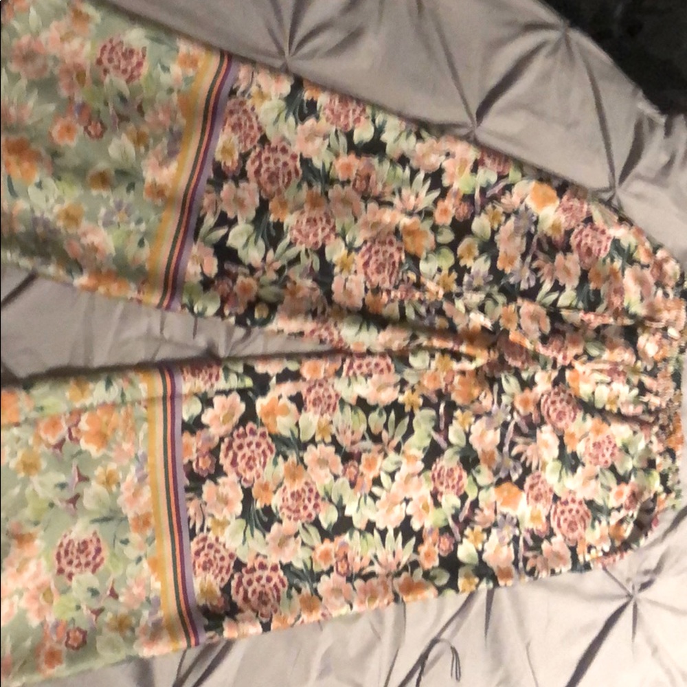 Zara floral, satin , flowy pants